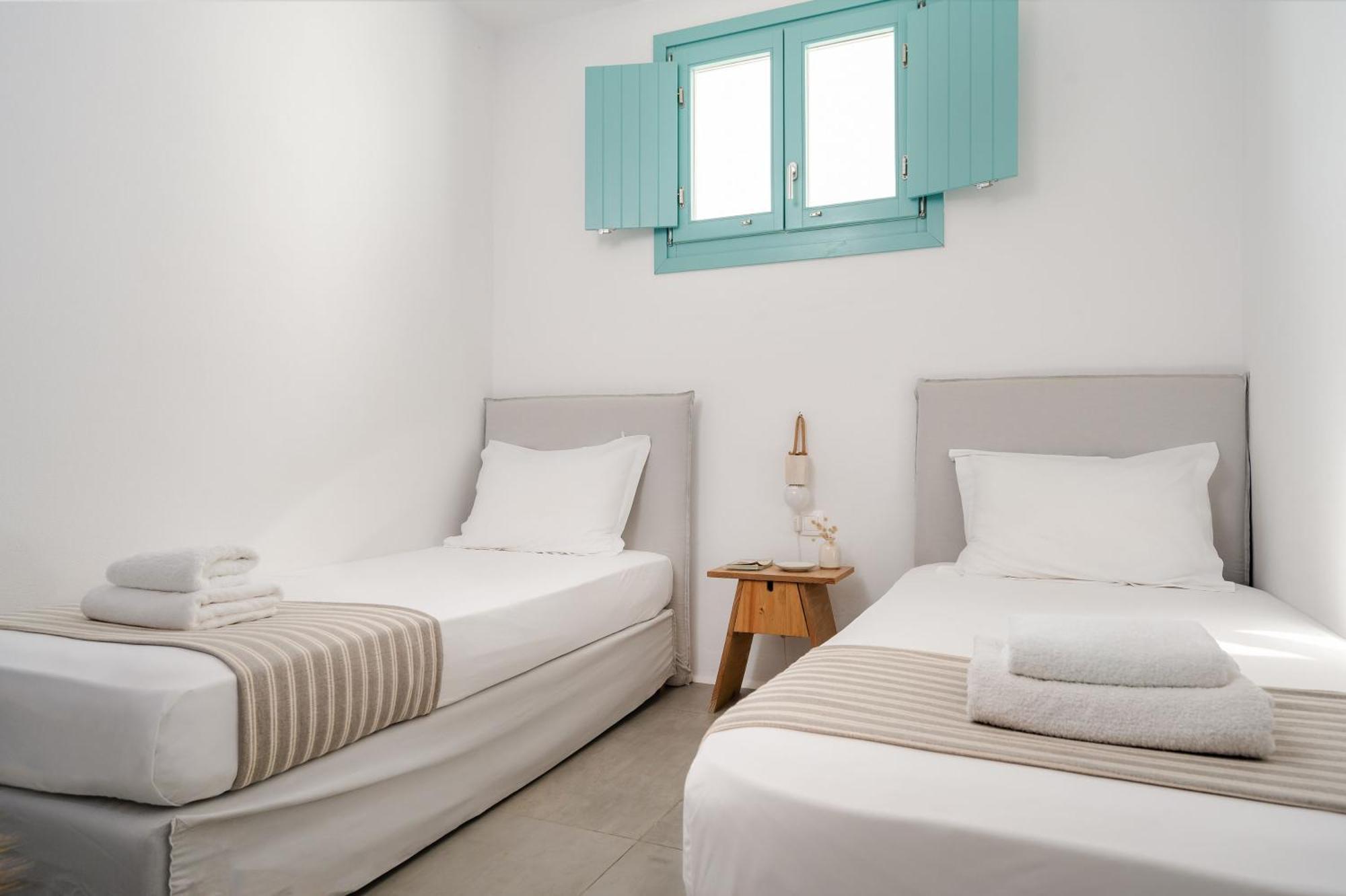 Ploes Seaside Houses Pláka エクステリア 写真